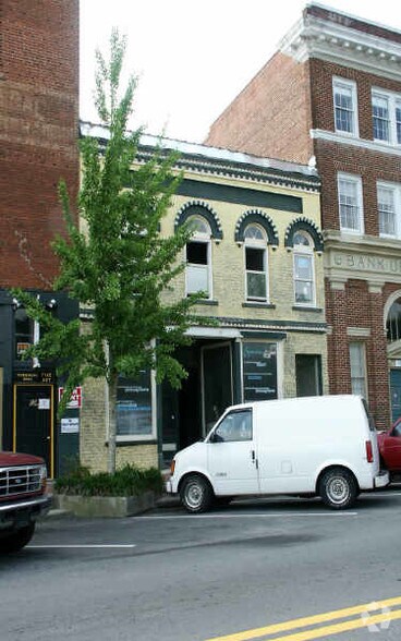 9 E Main St, Buford, GA à vendre - Photo de l’immeuble – Image 2 sur 11
