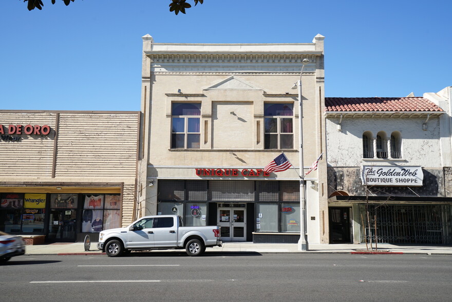 231 N Euclid Ave, Ontario, CA à louer - Photo de l’immeuble – Image 1 sur 7