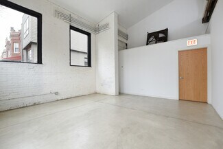 Plus de détails pour 3801 W Fullerton Ave, Chicago, IL - Local commercial à louer
