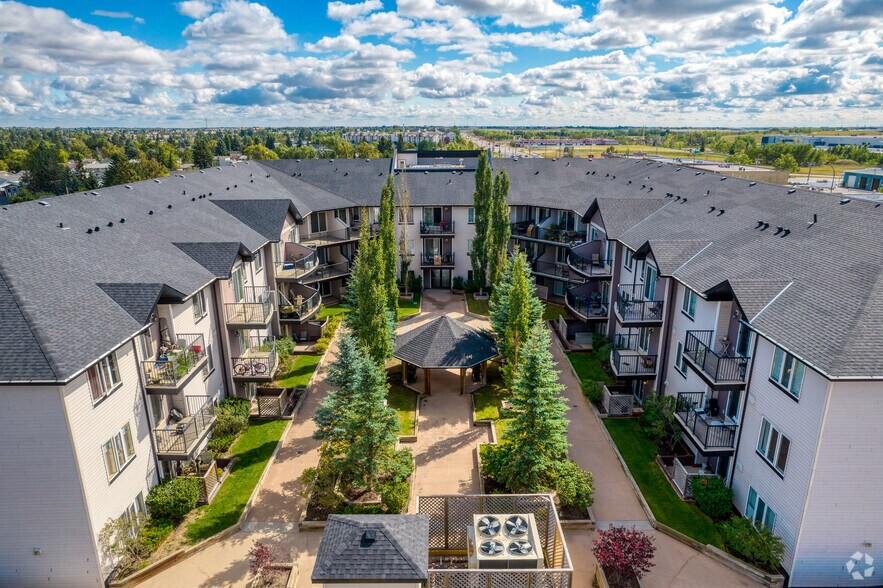 5430 17th Ave SE, Calgary, AB à louer - Photo de l’immeuble – Image 3 sur 23