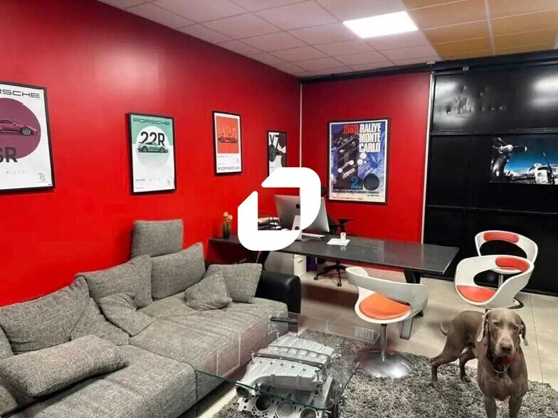 Industriel/Logistique dans Marines à vendre - Photo de l’immeuble – Image 3 sur 9