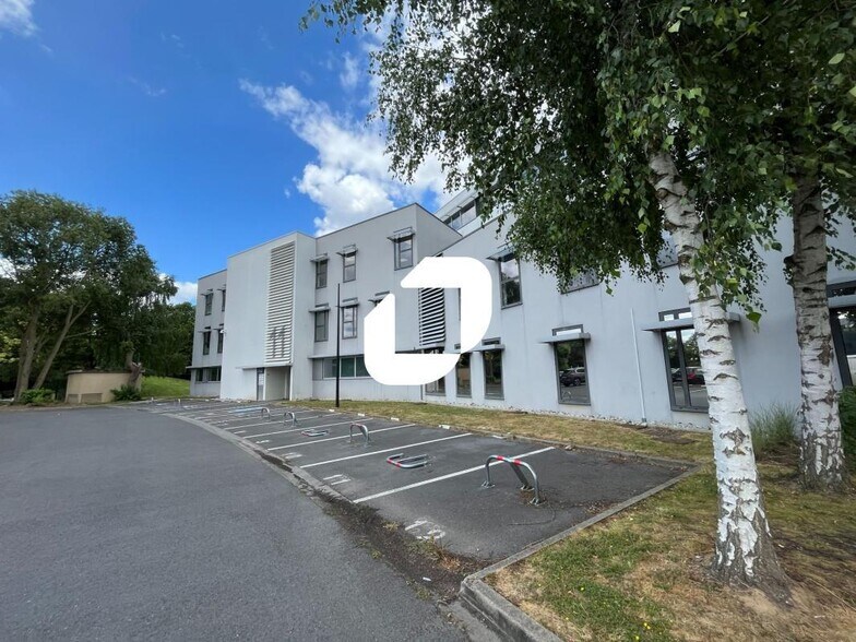 11-13 Rue John Hadley, Villeneuve-d'Ascq à louer - Photo de l’immeuble – Image 2 sur 30