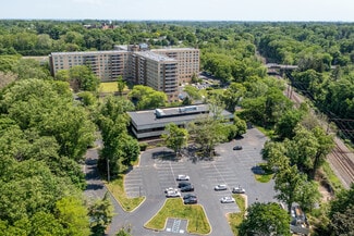 Plus de détails pour 165 Township Line Rd, Jenkintown, PA - Bureau à louer