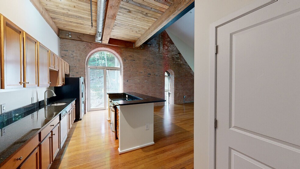 2031 Clipper Park Rd, Baltimore, MD à vendre - Numérisation 3D Matterport – Image 3 sur 38