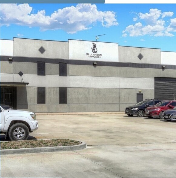 8152 Spring Cypress Rd, Spring, TX à vendre - Photo principale – Image 1 sur 46
