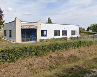 Plus de détails pour Local d'activités à louer