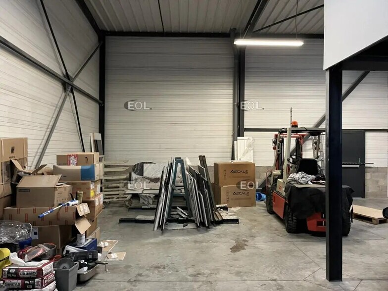 Local d’activités dans Conflans-Sainte-Honorine à louer - Photo intérieure – Image 2 sur 9