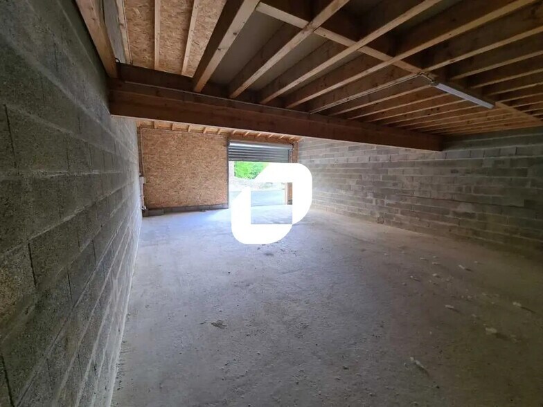 Industriel/Logistique dans Eysines à louer - Photo de l’immeuble – Image 1 sur 3