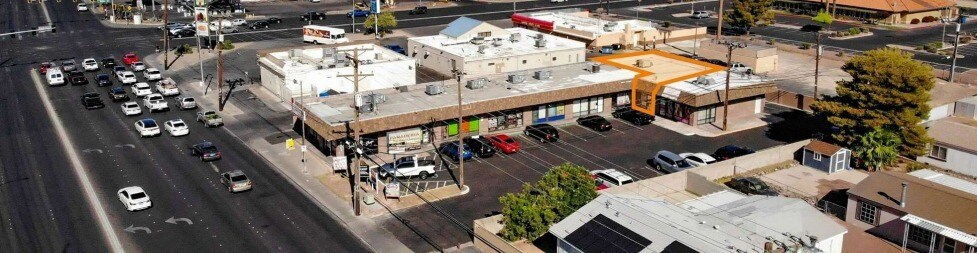 5130 E Charleston Blvd, Las Vegas, NV à louer - Photo de l’immeuble – Image 2 sur 6