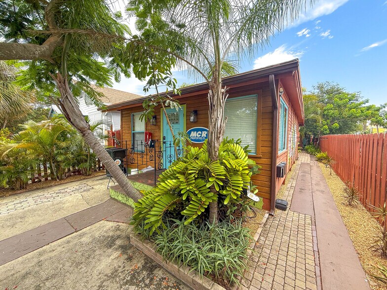 17 S L St, Lake Worth, FL à vendre - Photo de l’immeuble – Image 1 sur 11