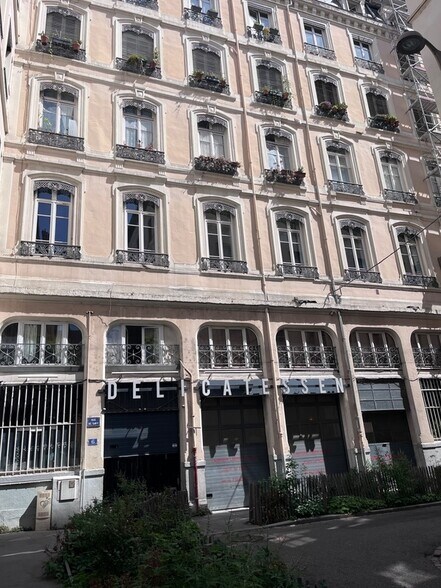 Local commercial dans Lyon à vendre - Photo de l’immeuble – Image 3 sur 3