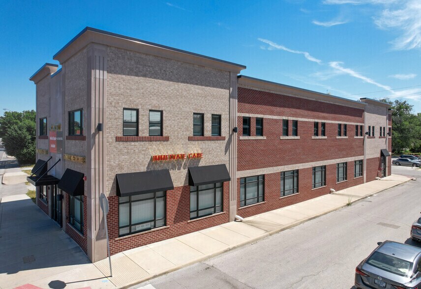 2301 N Meridian St, Indianapolis, IN à louer - Photo de l’immeuble – Image 2 sur 7