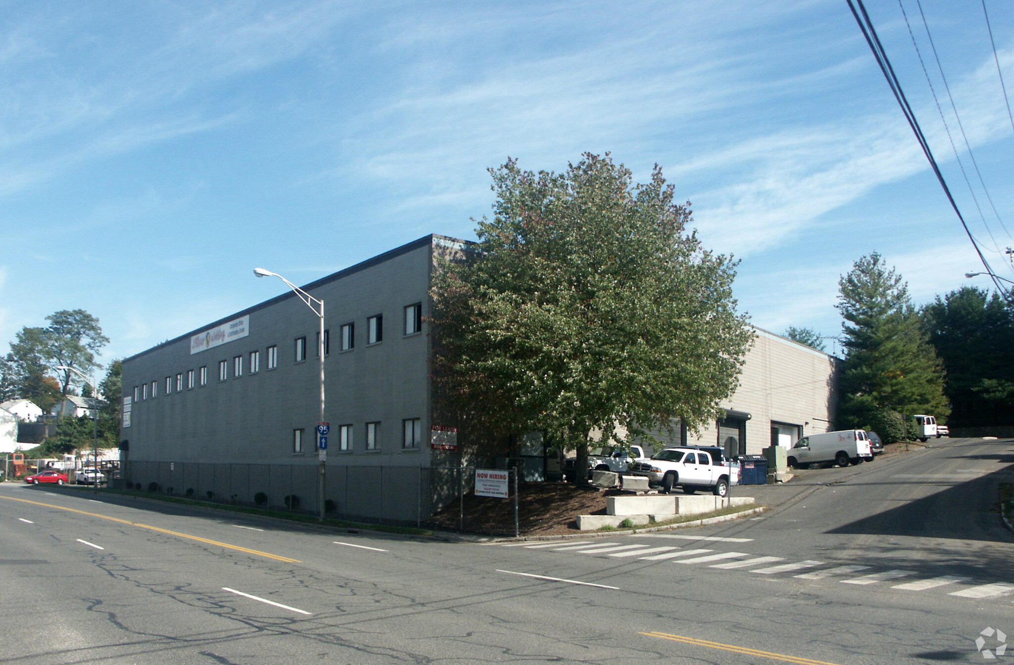 1 Testa Pl, Norwalk, CT à louer Photo de l’immeuble– Image 1 sur 36