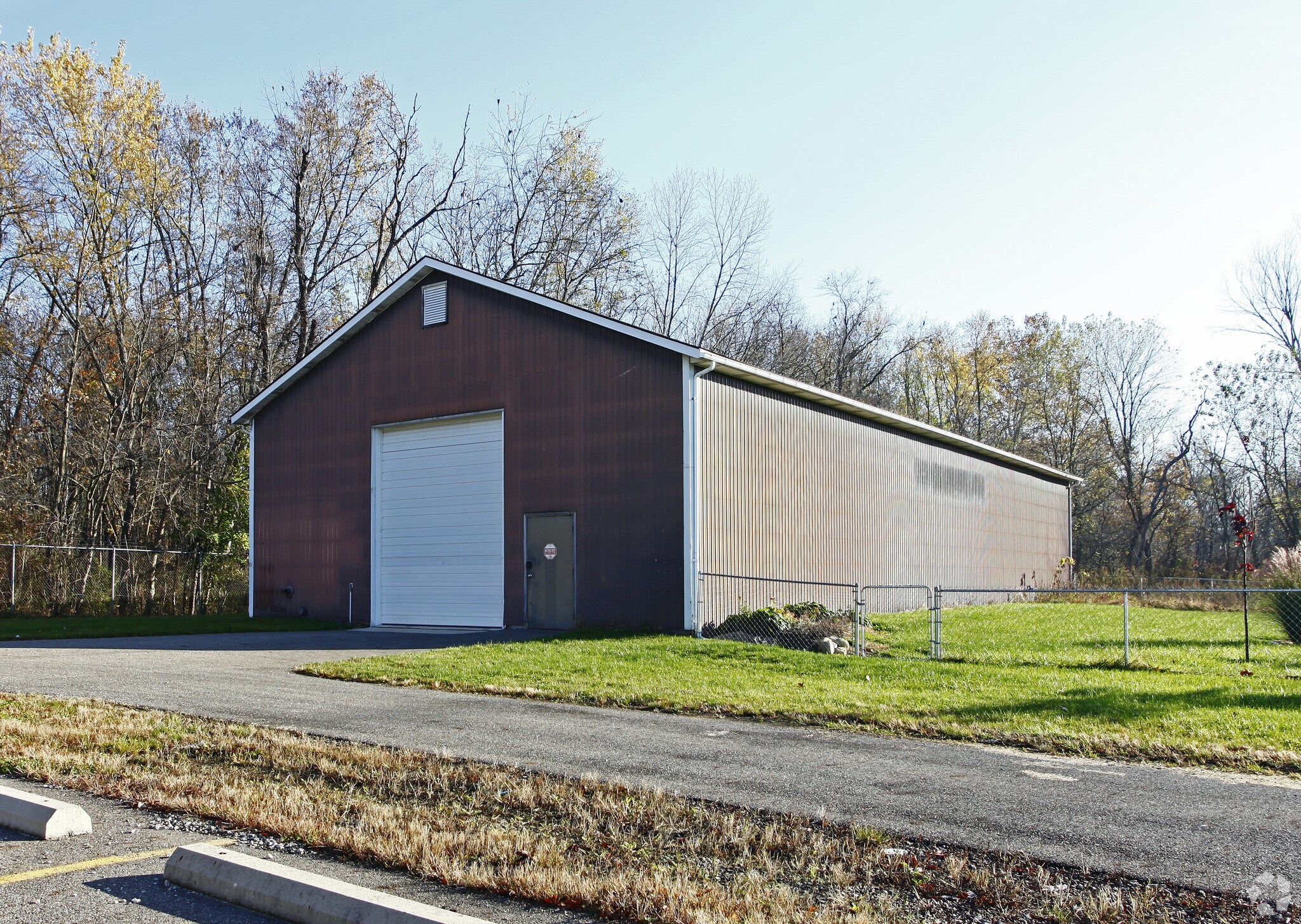 8648 Waynesburg Dr SE, Waynesburg, OH à louer Photo principale– Image 1 sur 6