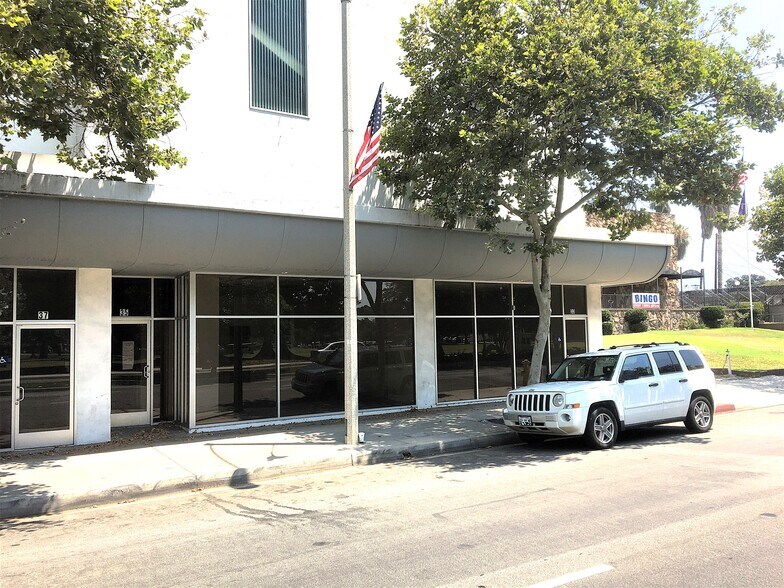 33-37 W Huntington Dr, Arcadia, CA à louer - Photo de l’immeuble – Image 2 sur 9