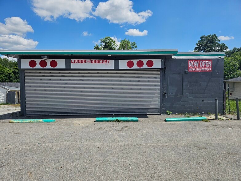 2324 Two Notch Rd, Columbia, SC à vendre - Photo de l’immeuble – Image 1 sur 13