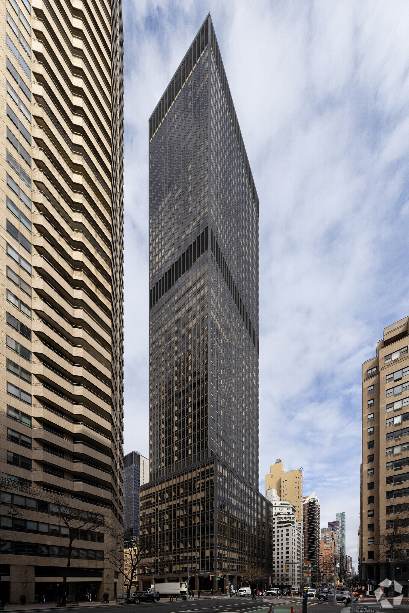 885 2nd Ave, New York, NY à louer Photo principale– Image 1 sur 20
