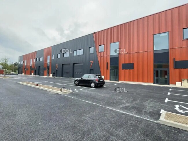 Plus de détails pour Industriel/Logistique à louer