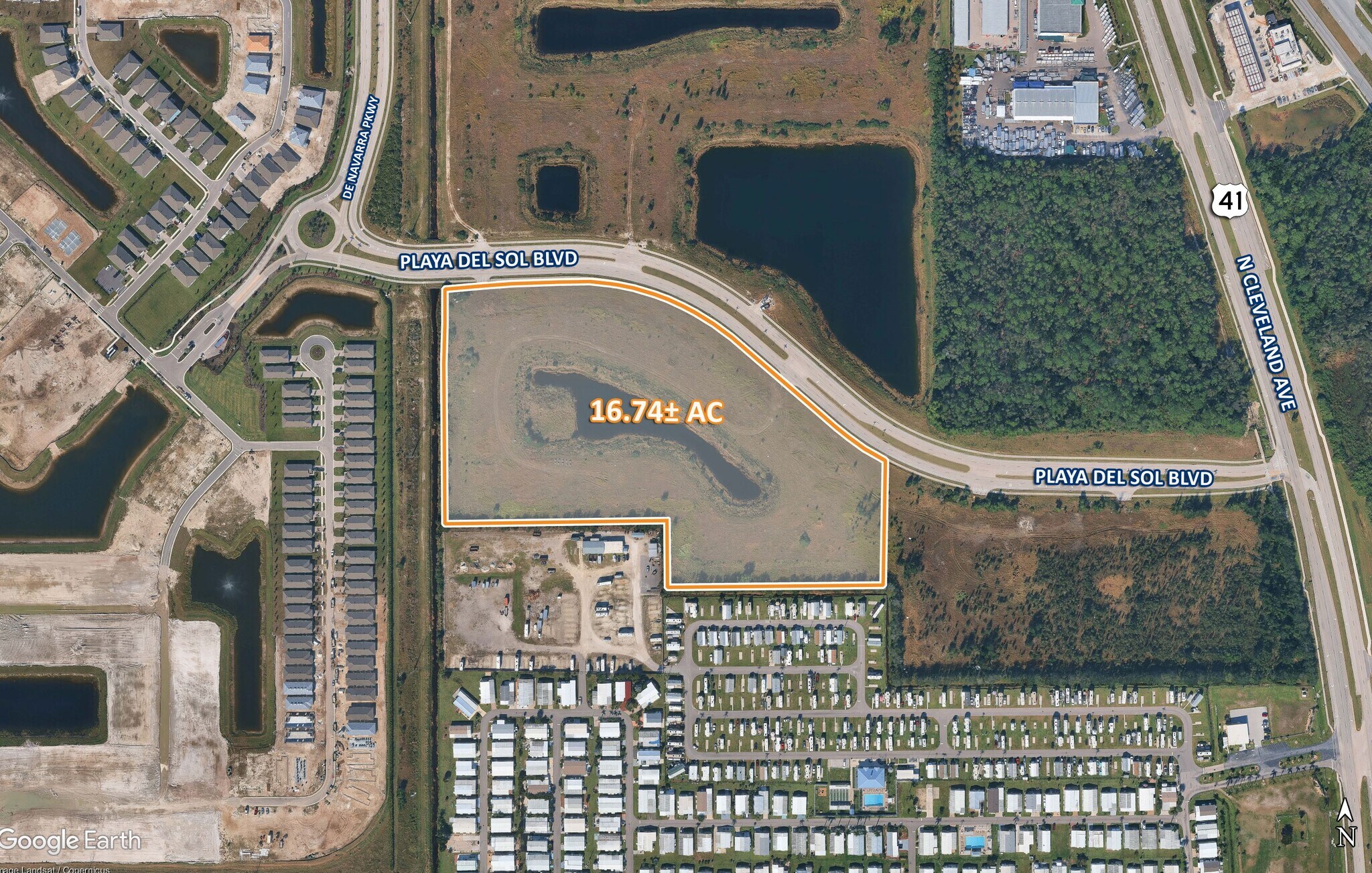 3216 Maryns Loop Rd, North Fort Myers, FL à vendre Photo principale– Image 1 sur 2