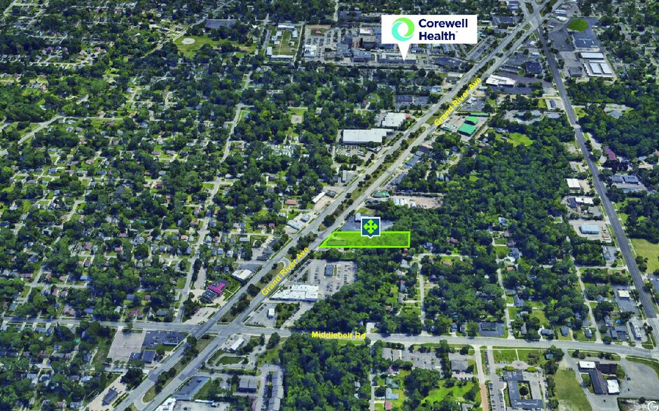 29033 Grand River Ave, Farmington Hills, MI à vendre - Photo de l’immeuble – Image 2 sur 3