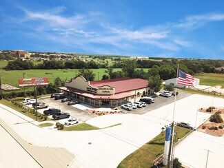 Plus de détails pour 801 Interstate 20 Hwy, Weatherford, TX - Local commercial à louer