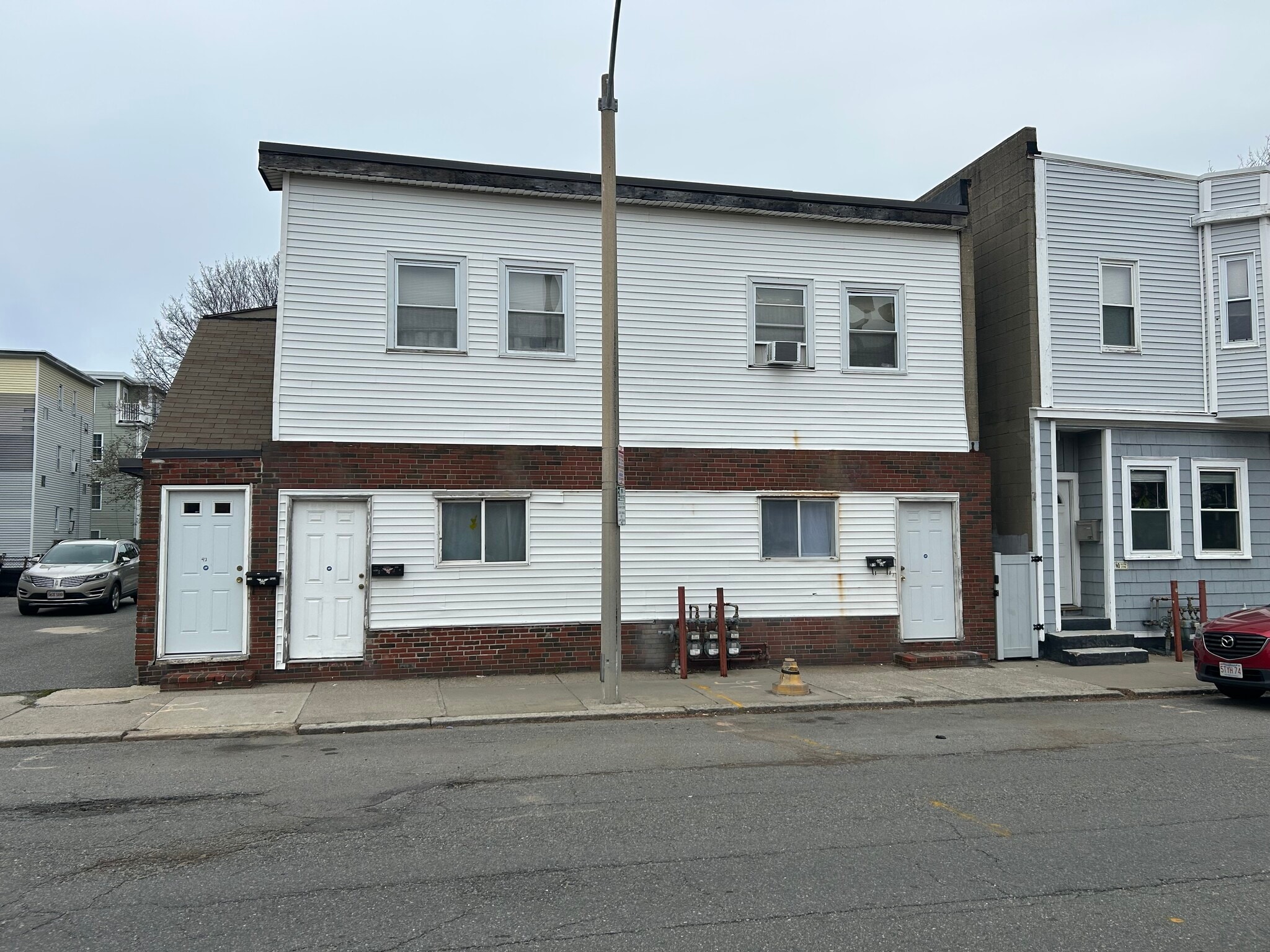 43-45 Cross St, Somerville, MA à vendre Photo principale– Image 1 sur 7