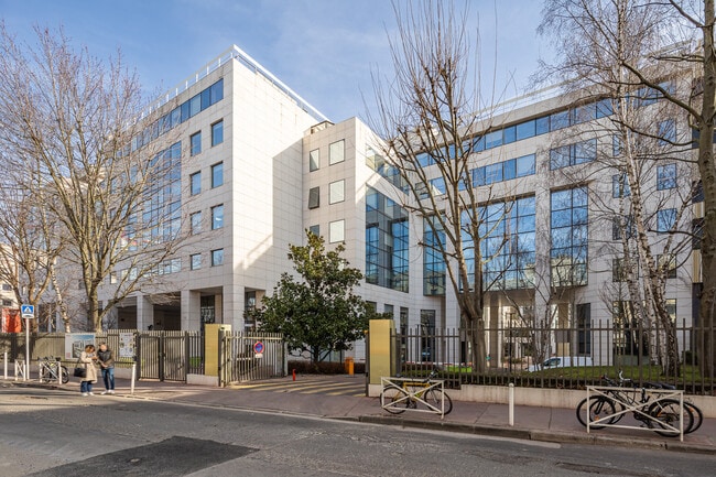 Plus de détails pour 11-19 Rue De La Vanne, Montrouge - Bureau à louer