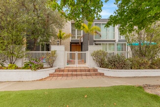 Plus de détails pour 7758 W 91st St, Playa del Rey, CA - Logement à vendre