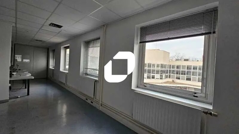 Bureau dans Rillieux-la-Pape à louer - Photo de l’immeuble – Image 3 sur 8