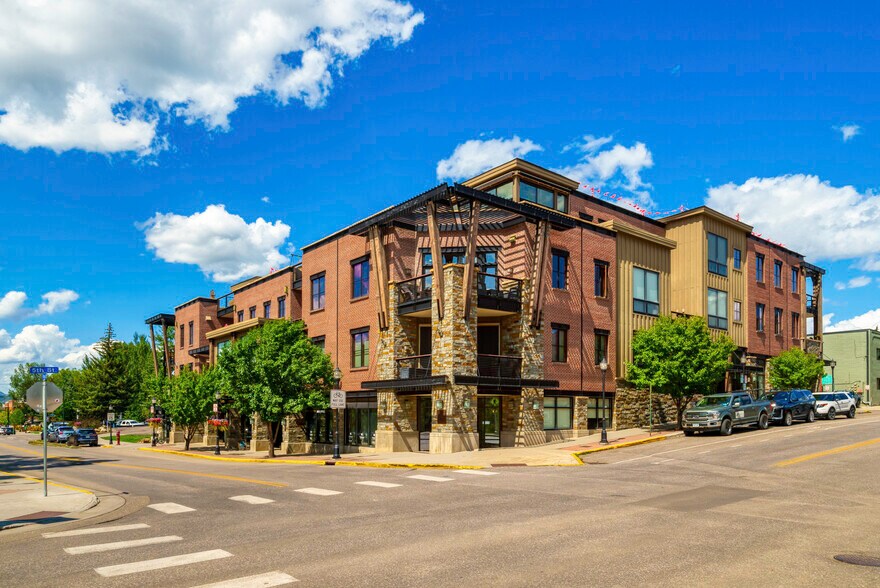 35 5th St, Steamboat Springs, CO à vendre - Photo de l’immeuble – Image 2 sur 6