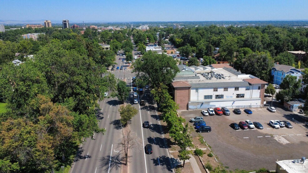 706 S College Ave, Fort Collins, CO à louer - Photo de l’immeuble – Image 3 sur 6
