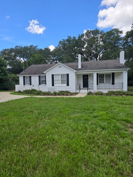1934 Dellwood Dr, Tallahassee, FL à vendre - Photo de l’immeuble – Image 2 sur 9