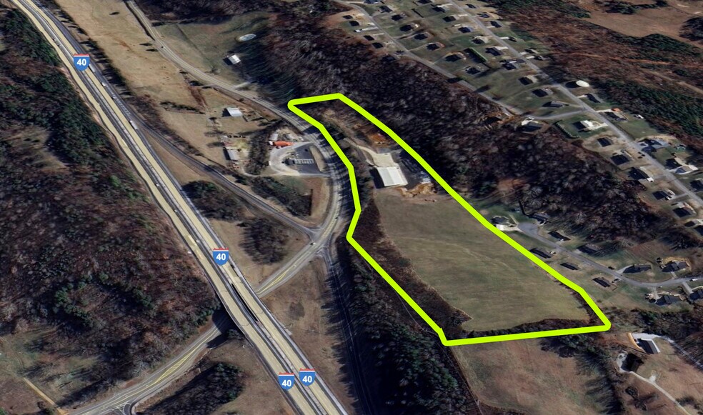 725 W Highway 25 70, Dandridge, TN à vendre - Photo de l’immeuble – Image 2 sur 45