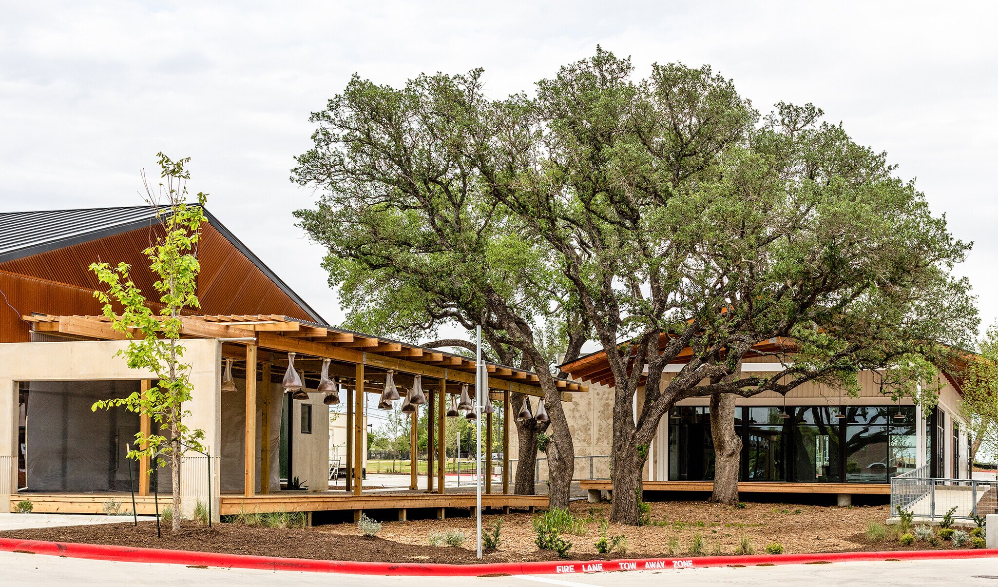 10880 E Crystal Falls Pky, Leander, TX à louer Photo principale– Image 1 sur 11