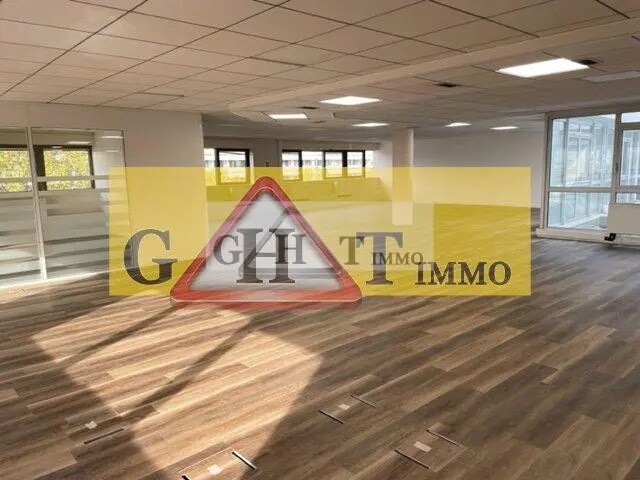 Bureau dans Ivry-sur-Seine à louer - Photo intérieure – Image 3 sur 9