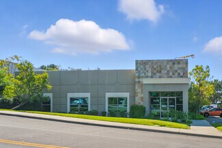 Plus de détails pour 110 Calle Iglesia, San Clemente, CA - Industriel/Logistique à vendre