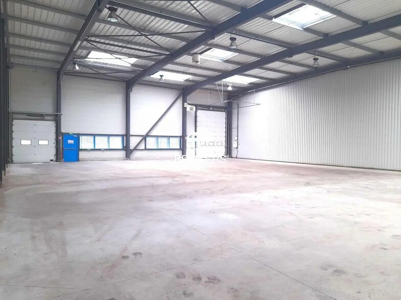 Industriel/Logistique dans Saint-Jean-de-Braye à louer - Photo intérieure – Image 2 sur 10