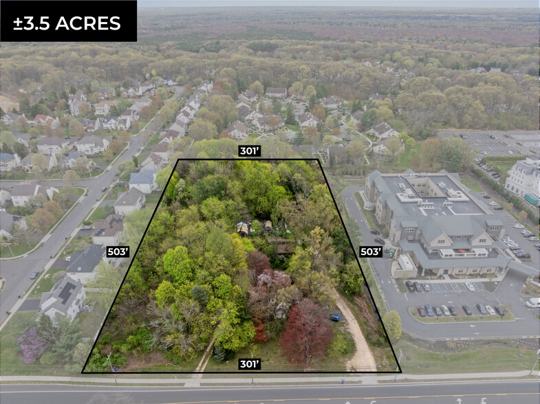 660 Cranbury Rd, East Brunswick, NJ à vendre - Photo de l’immeuble – Image 1 sur 4