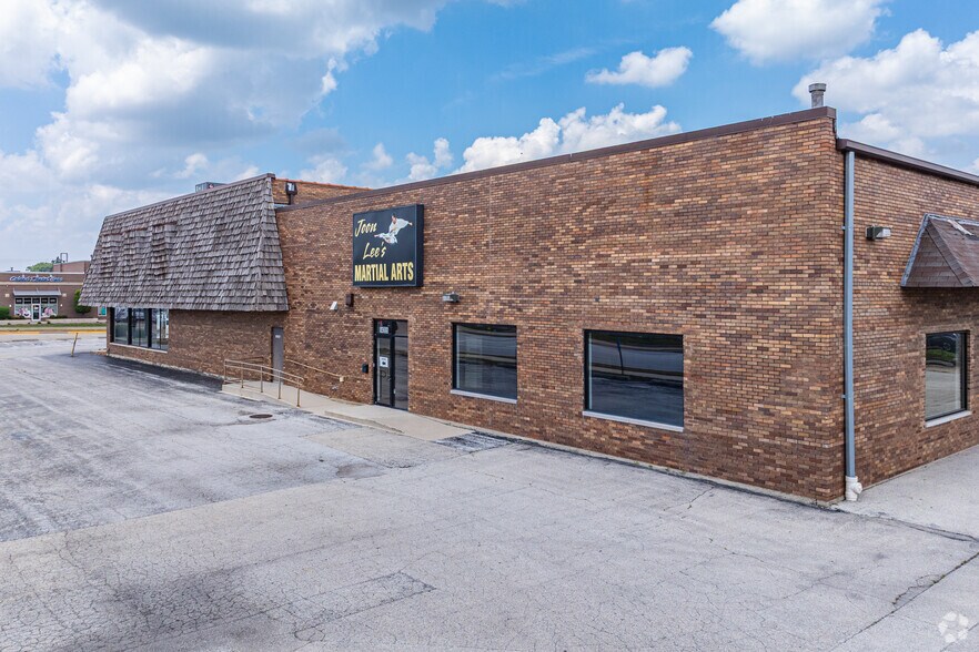14355 S La Grange Rd, Orland Park, IL à louer - Photo de l’immeuble – Image 2 sur 4