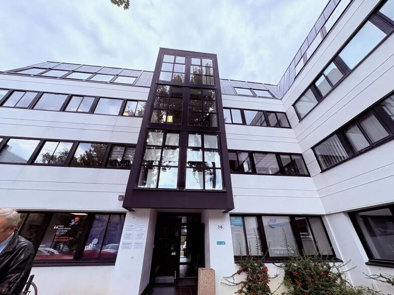 Bureau dans Orvault à louer - Photo de l’immeuble – Image 1 sur 13