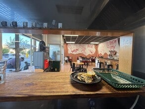 Local commercial dans Cubelles, Barcelona à louer Photo intérieure– Image 2 sur 14