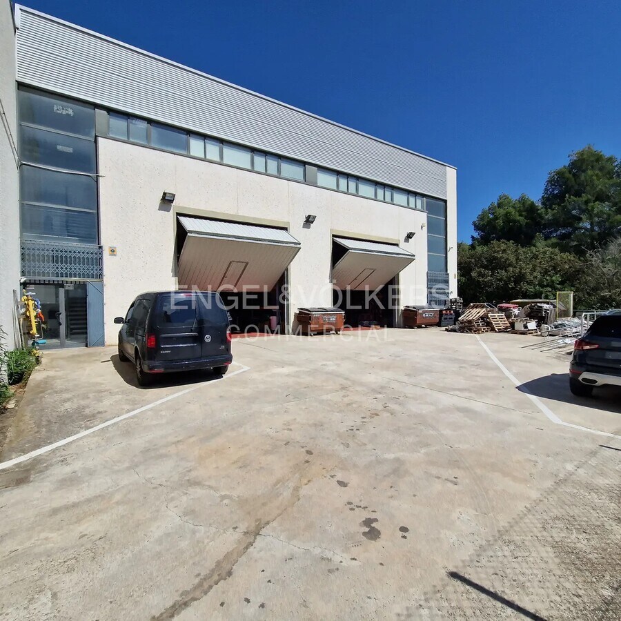 Cornellà de Llobregat, BAR 08758 - Lot 7-8 - - Photo intérieure - Image 1 of 4