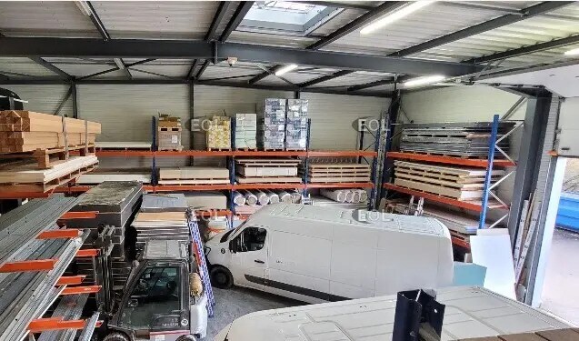 Local d'activités dans Annecy à vendre - Photo de l’immeuble – Image 3 sur 11