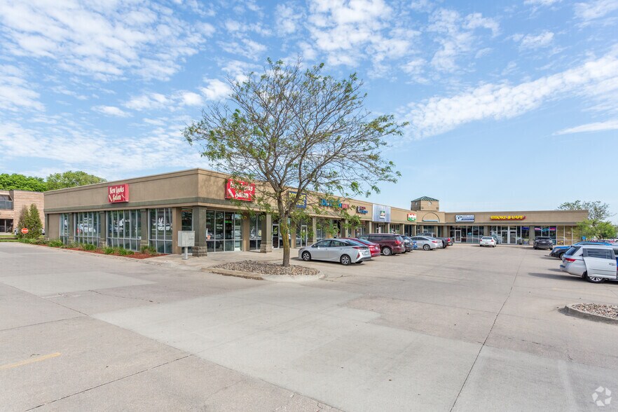 502 N Ankeny Blvd, Ankeny, IA à louer - Photo de l’immeuble – Image 2 sur 4
