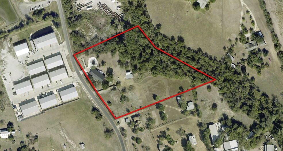 677 Lemens Ave, Hutto, TX à vendre - Aérien – Image 2 sur 5