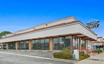 1951 W La Habra Blvd, La Habra, CA à louer Photo de l’immeuble– Image 1 sur 5