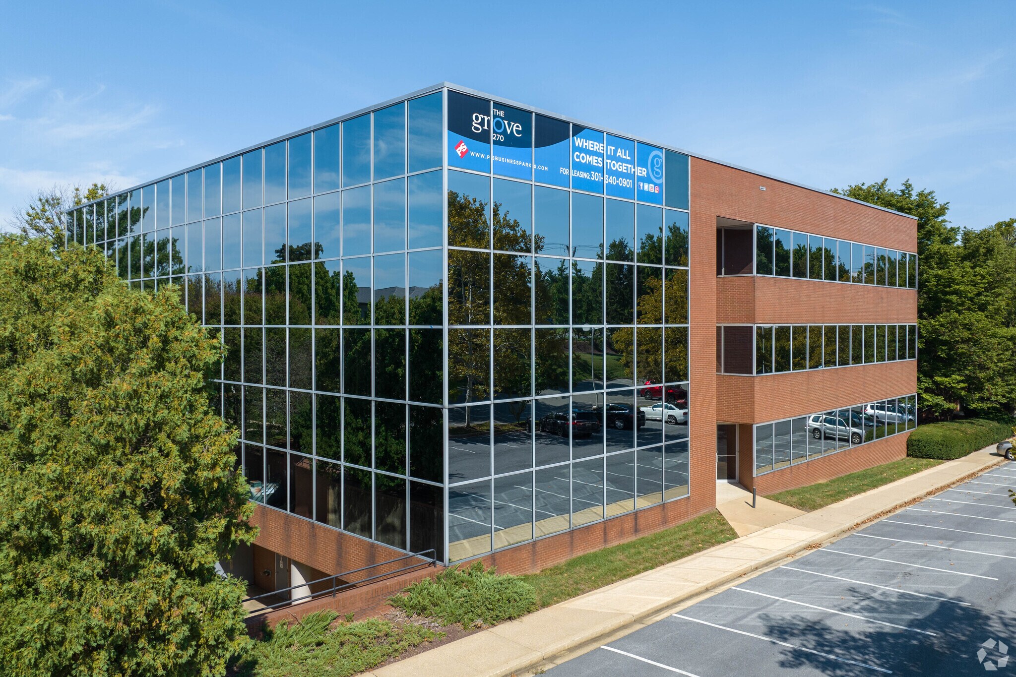 9200-9211 Corporate Blvd, Rockville, MD à louer Photo principale– Image 1 sur 11