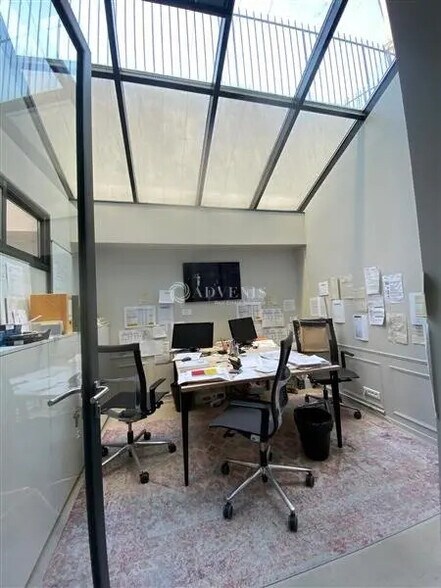 Bureau dans Paris à louer - Photo intérieure – Image 3 sur 9