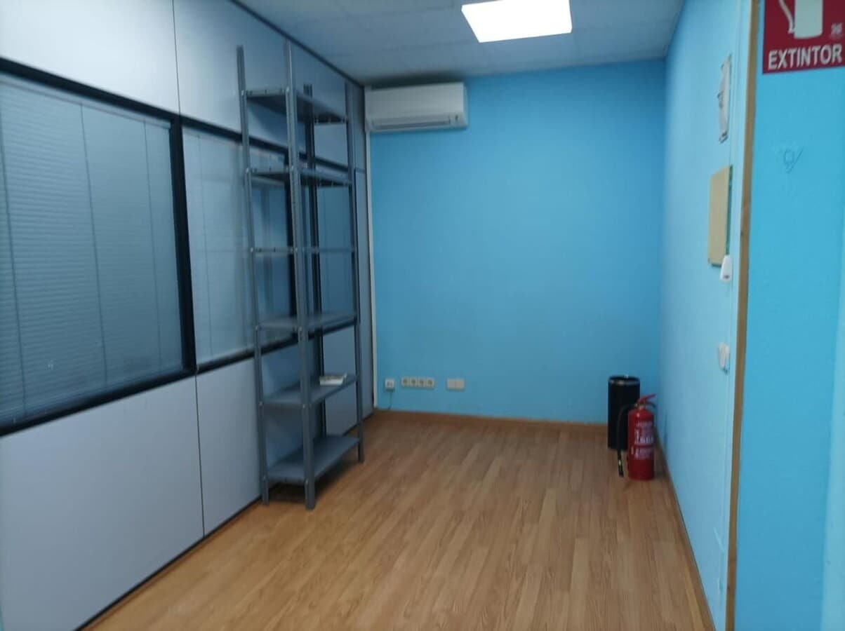 Madrid, MAD 28044 - Lot 1 -  - Photo intérieure - Image 1 of 5