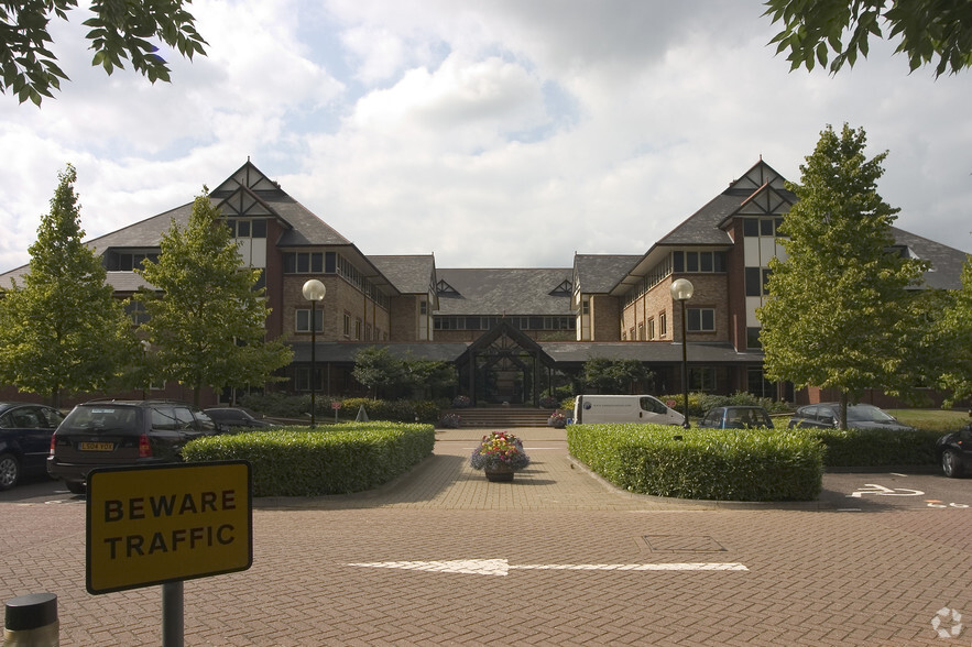 Great Cambridge Rd, Broxbourne à louer - Photo de l’immeuble – Image 3 sur 9